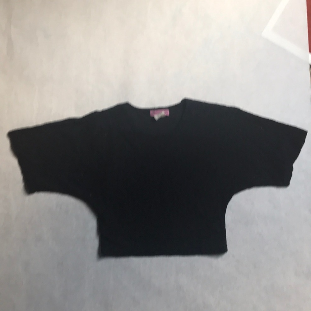 Fashionista tweens!  Black lace top sz 12/14